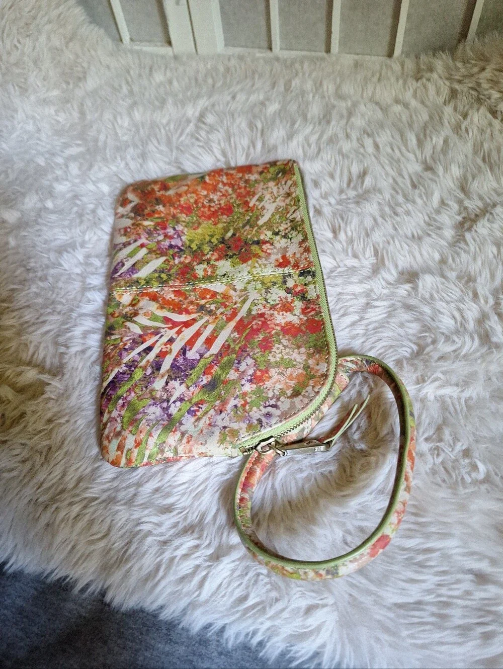 Hono International Sable  Wristlet  Clutch Tropic Print